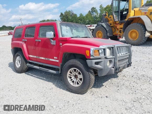 ✅ 2007 Hummer H3 SUV • VIN: 5GTDN13E678104755 • Lot: 23897601. Wystawiony na IAAI z przebiegiem Nie podano. Bezpłatny archiwum sprzedaży aukcyjnych z USA i szczegółowy raport historii pojazdu na DreamBid. Zdjęcie 1.