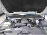 2004 Chevrolet Silverado 1500 LS z VIN 1GCEC14T24Z121685, wystawiony jako IAAI lot #42187789 z przebiegiem 121 667 mil mil oraz . Historia ofert i sprzedaży dostępna na DreamBid. Obrazek 10.