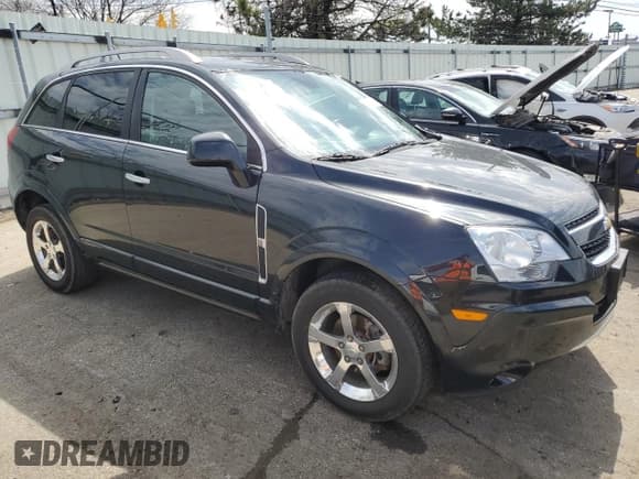 ✅ 2012 Chevrolet Captiva Sport LTZ • VIN: 3GNFL4E54CS533230 • Lot: 51138515. Wystawiony na Copart z przebiegiem 133 893 mil. Bezpłatny archiwum sprzedaży aukcyjnych z USA i szczegółowy raport historii pojazdu na DreamBid. Zdjęcie 4.