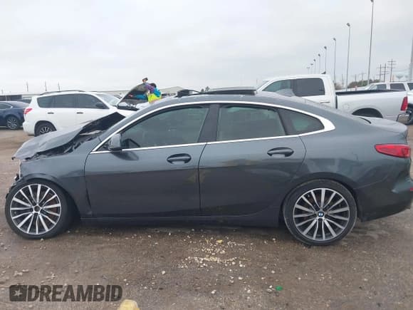 ✅ 2021 BMW 2 Series 228i • VIN: WBA53AK06M7H52167 • Lot: 41614382. Wystawiony na IAAI z przebiegiem 59 646 mil. Bezpłatny archiwum sprzedaży aukcyjnych z USA i szczegółowy raport historii pojazdu na DreamBid. Zdjęcie 15.