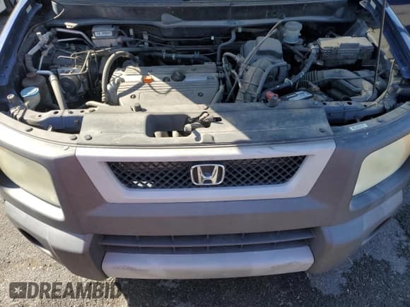 ✅ 2003 Honda Element EX • VIN: 5J6YH27533L023911 • Lot: 56593565. Listed on Copart with 173,639 mi. Free auction sales archive from the USA and detailed vehicle history report at DreamBid. Image 12.