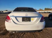 ✅ 2017 Mercedes-Benz C 300 • VIN: 55SWF4KB6HU226604 • Lot: 91829525. Wystawiony na Copart z przebiegiem 94 346 mil. Bezpłatny archiwum sprzedaży aukcyjnych z USA i szczegółowy raport historii pojazdu na DreamBid. Zdjęcie 6.