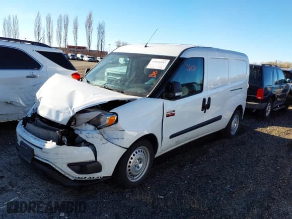 ✅ 2022 Ram ProMaster City Cargo Tradesman • VIN: ZFBHRFAB4N6W60822 • Lot: 43696081. Wystawiony na IAAI z przebiegiem 42 360 mil. Bezpłatny archiwum sprzedaży aukcyjnych z USA i szczegółowy raport historii pojazdu na DreamBid. Zdjęcie 20.