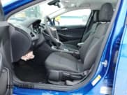 ✅ 2017 Chevrolet Cruze LT • VIN: 1G1BE5SM2H7218685 • Lot: 39162833. Listed on Copart with 29,201 mi. Free auction sales archive from the USA and detailed vehicle history report at DreamBid. Image 7.