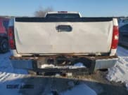 ✅ 2007 Chevrolet Silverado 2500HD Work Truck • VIN: 1GCHC24K17E515698 • Лот: 44926895. Опубликован ранее на Copart с пробегом 312 974 миль. Бесплатный доступ к архиву аукционных продаж из США и подробный отчёт об истории автомобиля на DreamBid. Изображение 6.