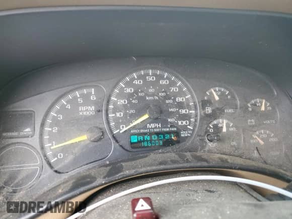 2000 Chevrolet Silverado 1500 LT z VIN 2GCEK19T3Y1154611, wystawiony jako Copart lot #66749694 z przebiegiem 186 003 mil mil oraz Szkoda całkowita • Salvage title. Historia ofert i sprzedaży dostępna na DreamBid. Obrazek 9.