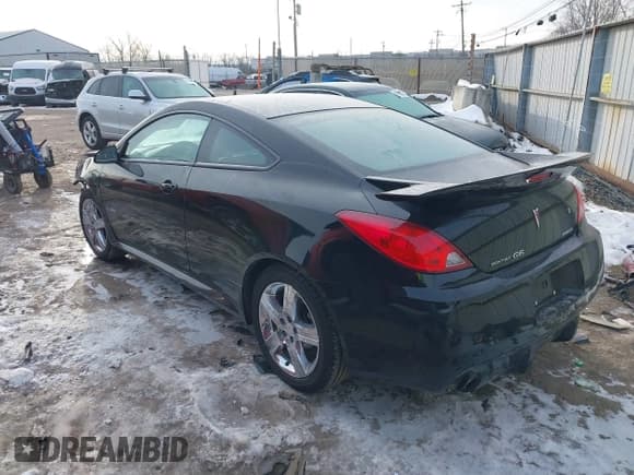 ✅ 2008 Pontiac G6 GXP • VIN: 1G2ZM177084146122 • Lot: 41391988. Wystawiony na IAAI z przebiegiem 155 952 mil. Bezpłatny archiwum sprzedaży aukcyjnych z USA i szczegółowy raport historii pojazdu na DreamBid. Zdjęcie 3.