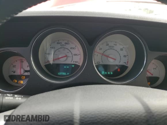 ✅ 2013 Dodge Challenger SXT • VIN: 2C3CDYAG0DH628903 • Lot: 87436344. Wystawiony na Copart z przebiegiem 127 781 mil. Bezpłatny archiwum sprzedaży aukcyjnych z USA i szczegółowy raport historii pojazdu na DreamBid. Zdjęcie 9.