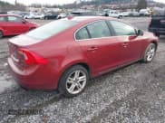 ✅ 2015 Volvo S60 T5 Drive-E Premier • VIN: YV126MFB7F1314474 • Lot: 43906106. Listed on IAAI with 124,588 mi. Free auction sales archive from the USA and detailed vehicle history report at DreamBid. Image 4.