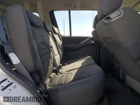 ✅ 2008 Nissan Pathfinder SE • VIN: 5N1AR18UX8C661466 • Lot: 92613615. Listed on Copart with 127,810 mi. Free auction sales archive from the USA and detailed vehicle history report at DreamBid. Image 11.