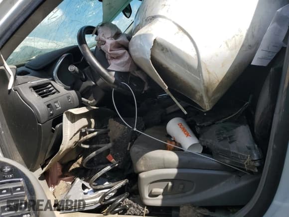 ✅ 2017 Chevrolet Impala LT • VIN: 2G1105SA9H9174635 • Лот: 70571874. Опубликован ранее на Copart с пробегом Не указан. Бесплатный доступ к архиву аукционных продаж из США и подробный отчёт об истории автомобиля на DreamBid. Изображение 7.