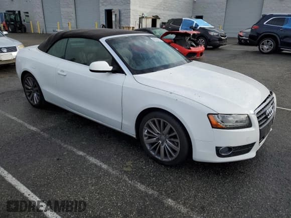 ✅ 2010 Audi A5 Premium Plus • VIN: WAUJFAFH6AN007946 • Lot: 82628194. Listed on Copart with 59,029 mi. Free auction sales archive from the USA and detailed vehicle history report at DreamBid. Image 4.