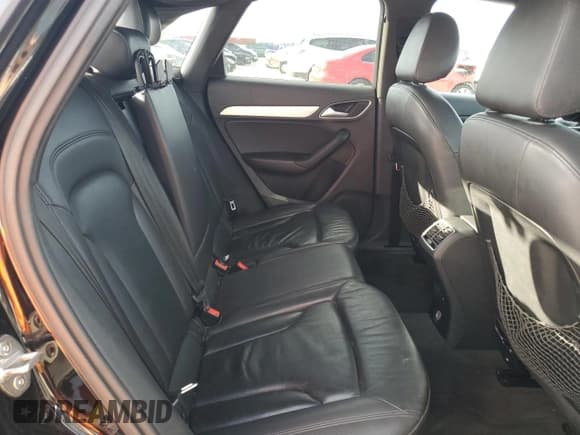 ✅ 2017 Audi Q3 Premium Plus • VIN: WA1JCCFS5HR016685 • Lot: 81628625. Wystawiony na Copart z przebiegiem 142 994 mil. Bezpłatny archiwum sprzedaży aukcyjnych z USA i szczegółowy raport historii pojazdu na DreamBid. Zdjęcie 10.