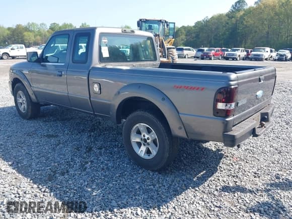 ✅ 2006 Ford Ranger XL • VIN: 1FTYR14U66PA66189 • Lot: 41941127. Wystawiony na IAAI z przebiegiem 236 139 mil. Bezpłatny archiwum sprzedaży aukcyjnych z USA i szczegółowy raport historii pojazdu na DreamBid. Zdjęcie 3.