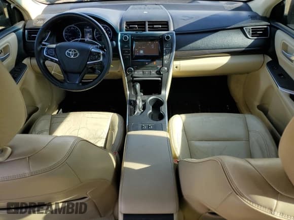 ✅ 2015 Toyota Camry LE • VIN: 4T4BF1FK4FR479872 • Lot: 84918715. Wystawiony na Copart z przebiegiem 203 162 mil. Bezpłatny archiwum sprzedaży aukcyjnych z USA i szczegółowy raport historii pojazdu na DreamBid. Zdjęcie 8.