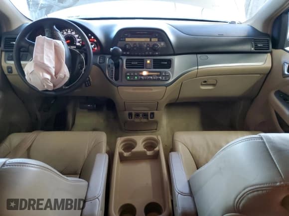 ✅ 2005 Honda Odyssey EX-L • VIN: 5FNRL38685B417366 • Lot: 92159955. Wystawiony na Copart z przebiegiem 220 250 mil. Bezpłatny archiwum sprzedaży aukcyjnych z USA i szczegółowy raport historii pojazdu na DreamBid. Zdjęcie 8.