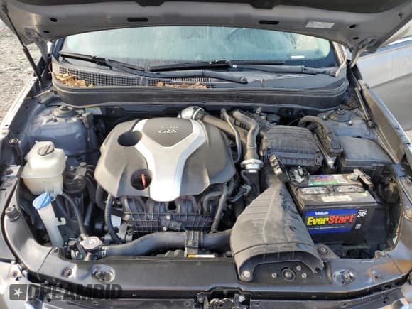 ✅ 2013 Hyundai Sonata SE • VIN: 5NPEC4AB0DH737762 • Lot: 71977564. Listed on Copart with 79,616 mi. Free auction sales archive from the USA and detailed vehicle history report at DreamBid. Image 11.