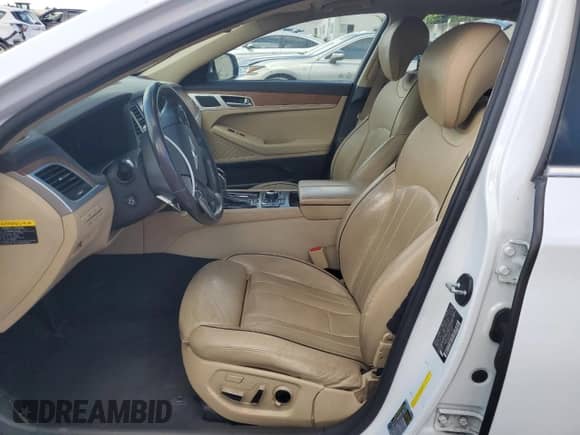 2015 Hyundai Genesis 3.8L с VIN KMHGN4JE5FU027502, выставлен на аукционе Copart как лот 78709804 с пробегом 116 720 миль миль и Списание • Salvage title. История ставок и продаж доступна на DreamBid. Изображение 7.