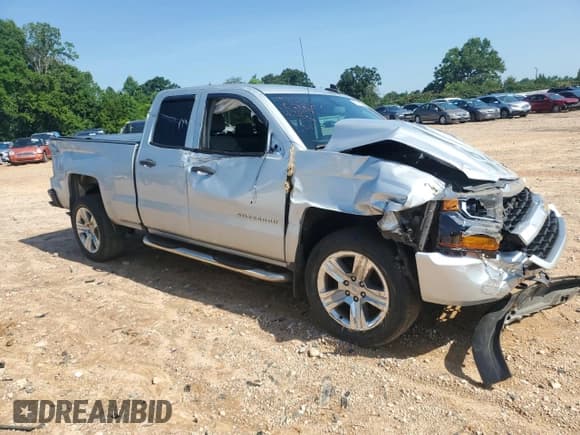 ✅ 2017 Chevrolet Silverado 1500 Custom • VIN: 1GCRCPEH3HZ109792 • Lot: 62691605. Wystawiony na Copart z przebiegiem 85 100 mil. Bezpłatny archiwum sprzedaży aukcyjnych z USA i szczegółowy raport historii pojazdu na DreamBid. Zdjęcie 4.