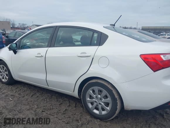 ✅ 2012 Kia Rio EX • VIN: KNADN4A33C6052904 • Lot: 41174800. Listed on IAAI with 114,701 mi. Free auction sales archive from the USA and detailed vehicle history report at DreamBid. Image 15.