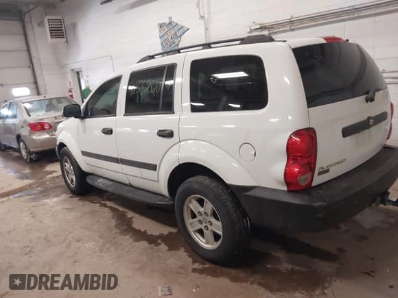 ✅ 2008 Dodge Durango • VIN: 1D8HB38N98F141108 • Lot: 41552320. Listed on IAAI with 123,597 mi. Free auction sales archive from the USA and detailed vehicle history report at DreamBid. Image 3.