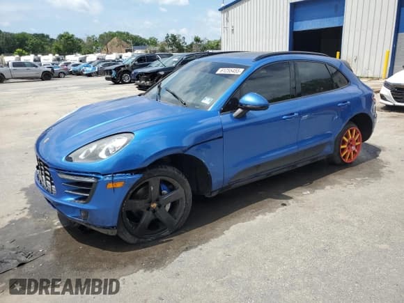 ✅ 2015 Porsche Macan S • VIN: WP1AB2A59FLB66334 • Lot: 61255455. Listed on Copart with 132,996 mi. Free auction sales archive from the USA and detailed vehicle history report at DreamBid. Image 1.