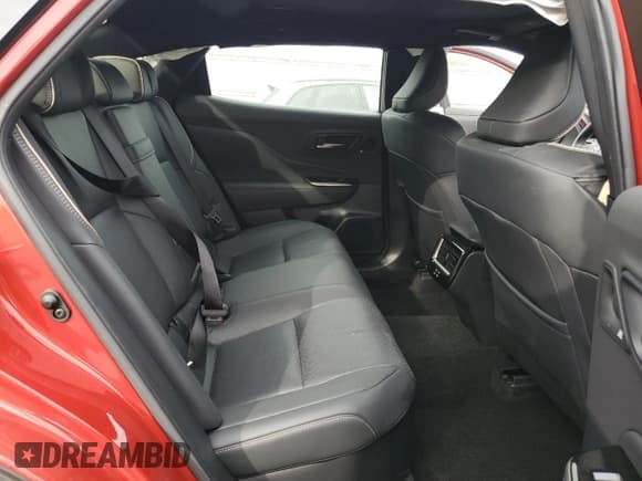 ✅ 2024 Toyota Crown Platinum • VIN: JTDAFAAF7R3008975 • Lot: 72038765. Wystawiony na Copart z przebiegiem 6 432 mil. Bezpłatny archiwum sprzedaży aukcyjnych z USA i szczegółowy raport historii pojazdu na DreamBid. Zdjęcie 10.