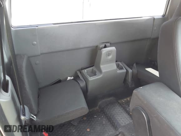 ✅ 2006 Ford Ranger STX • VIN: 1FTYR44E16PA65185 • Lot: 42786848. Listed on IAAI with 239,254 mi. Free auction sales archive from the USA and detailed vehicle history report at DreamBid. Image 8.