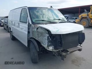 ✅ 2018 Chevrolet Express Cargo • VIN: 1GCWGAFP0J1269952 • Lot: 42033241. Listed on IAAI with 260,000 mi. Free auction sales archive from the USA and detailed vehicle history report at DreamBid. Image 1.