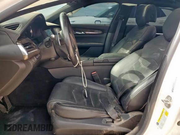 ✅ 2018 Cadillac CT6 Premium Luxury AWD • VIN: 1G6KG5RS4JU149322 • Lot: 61259955. Wystawiony na Copart z przebiegiem 44 360 mil. Bezpłatny archiwum sprzedaży aukcyjnych z USA i szczegółowy raport historii pojazdu na DreamBid. Zdjęcie 7.