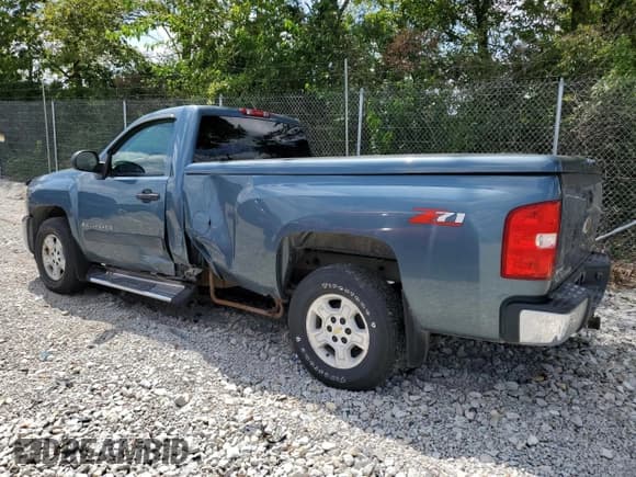 ✅ 2007 Chevrolet Silverado 1500 1LT • VIN: 1GCEC140X7Z551782 • Lot: 67552244. Listed on Copart with 128,019 mi. Free auction sales archive from the USA and detailed vehicle history report at DreamBid. Image 2.