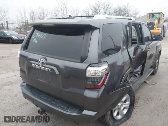 ✅ 2015 Toyota 4Runner SR5 • VIN: JTEZU5JR7F5094469 • Lot: 43757922. Wystawiony na IAAI z przebiegiem 143 426 mil. Bezpłatny archiwum sprzedaży aukcyjnych z USA i szczegółowy raport historii pojazdu na DreamBid. Zdjęcie 4.