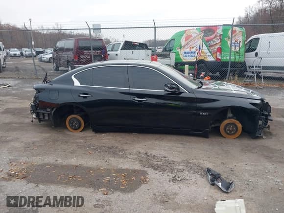 ✅ 2018 Infiniti Q50 Red Sport 400 • VIN: JN1FV7AR9JM480439 • Lot: 43762434. Wystawiony na IAAI z przebiegiem 68 595 mil. Bezpłatny archiwum sprzedaży aukcyjnych z USA i szczegółowy raport historii pojazdu na DreamBid. Zdjęcie 14.