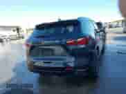 2020 Chevrolet Blazer RS z VIN 3GNKBERS2LS617280, wystawiony jako IAAI lot #43043654 z przebiegiem 114 091 mil mil oraz . Historia ofert i sprzedaży dostępna na DreamBid. Obrazek 16.