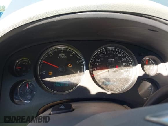 ✅ 2007 GMC Yukon SLE • VIN: 1GKFC13J77R240247 • Lot: 43642049. Wystawiony na IAAI z przebiegiem 220 267 mil. Bezpłatny archiwum sprzedaży aukcyjnych z USA i szczegółowy raport historii pojazdu na DreamBid. Zdjęcie 7.