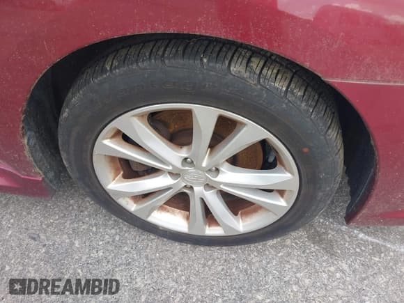 ✅ 2014 Subaru Legacy Limited • VIN: 4S3BMDM62E2005070 • Lot: 42674653. Wystawiony na IAAI z przebiegiem 68 252 mil. Bezpłatny archiwum sprzedaży aukcyjnych z USA i szczegółowy raport historii pojazdu na DreamBid. Zdjęcie 12.