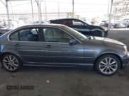 ✅ 2003 BMW 3 Series 330xi • VIN: WBAEW53403PG22285 • Lot: 42304460. Wystawiony na IAAI z przebiegiem 149 121 mil. Bezpłatny archiwum sprzedaży aukcyjnych z USA i szczegółowy raport historii pojazdu na DreamBid. Zdjęcie 13.