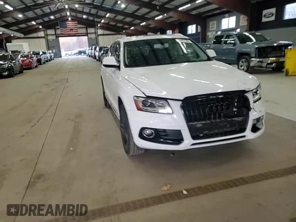 ✅ 2017 Audi Q5 Premium Plus • VIN: WA1L2AFP5HA093972 • Лот: 94307185. Опубликован ранее на Copart с пробегом 167 928 миль. Бесплатный доступ к архиву аукционных продаж из США и подробный отчёт об истории автомобиля на DreamBid. Изображение 14.