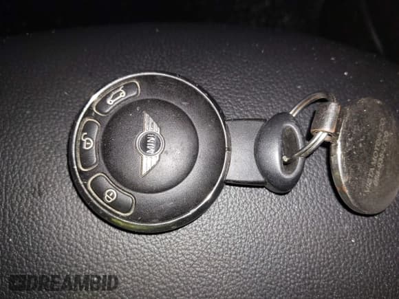 ✅ 2016 MINI Countryman S • VIN: WMWZC5C58GWU01495 • Lot: 42335371. Listed on IAAI with 81,927 mi. Free auction sales archive from the USA and detailed vehicle history report at DreamBid. Image 11.