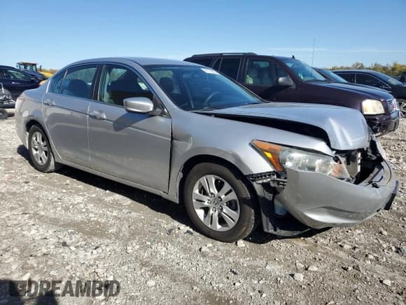 ✅ 2009 Honda Accord LX-P • VIN: 1HGCP26409A187666 • Lot: 91172885. Listed on Copart with 117,800 mi. Free auction sales archive from the USA and detailed vehicle history report at DreamBid. Image 4.