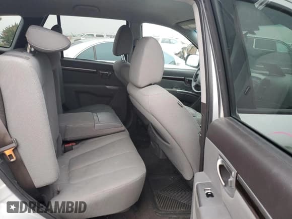 ✅ 2011 Hyundai Santa Fe GLS • VIN: 5XYZG3AB5BG067422 • Lot: 85809414. Listed on Copart with 126,223 mi. Free auction sales archive from the USA and detailed vehicle history report at DreamBid. Image 10.