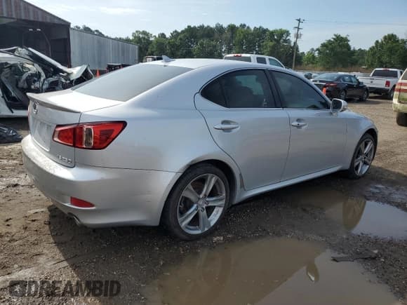✅ 2011 Lexus IS 250 • VIN: JTHBF5C26B5136526 • Lot: 58557325. Listed on Copart with 183,110 mi. Free auction sales archive from the USA and detailed vehicle history report at DreamBid. Image 3.