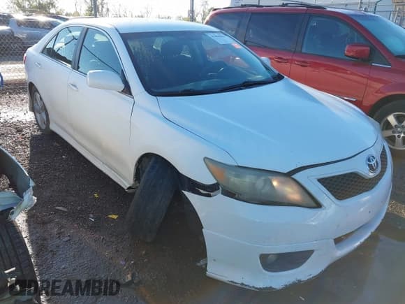 ✅ 2010 Toyota Camry LE • VIN: 4T1BF3EKXAU572508 • Лот: 43404086. Опубликован ранее на IAAI с пробегом 172 061 миль. Бесплатный доступ к архиву аукционных продаж из США и подробный отчёт об истории автомобиля на DreamBid. Изображение 6.