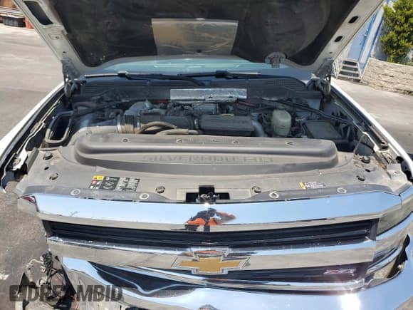 ✅ 2017 Chevrolet Silverado 2500HD LT • VIN: 1GC1KVEY7HF193721 • Lot: 68681495. Wystawiony na Copart z przebiegiem 167 770 mil. Bezpłatny archiwum sprzedaży aukcyjnych z USA i szczegółowy raport historii pojazdu na DreamBid. Zdjęcie 11.