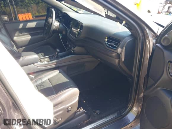 2021 Dodge Durango R/T with VIN 1C4SDJCT4MC764432, listed as a IAAI auction lot 42448672 with 48,756 mi miles and . Bid and sale history available at DreamBid. Image 5.