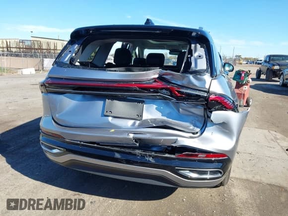 ✅ 2025 Lincoln Nautilus Reserve • VIN: 5LMPJ8KA6SJ921872 • Lot: 43471010. Wystawiony na IAAI z przebiegiem 2 043 mil. Bezpłatny archiwum sprzedaży aukcyjnych z USA i szczegółowy raport historii pojazdu na DreamBid. Zdjęcie 16.