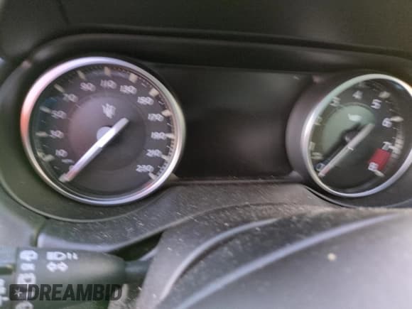 ✅ 2021 Maserati Levante GTS • VIN: ZN661ZUA2MX369825 • Лот: 74313824. Опубликован ранее на Copart с пробегом Не указан. Бесплатный доступ к архиву аукционных продаж из США и подробный отчёт об истории автомобиля на DreamBid. Изображение 9.