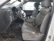 ✅ 2015 Chevrolet Silverado 2500HD Work Truck • VIN: 1GC1KUEG6FF141981 • Лот: 85260834. Опубликован ранее на Copart с пробегом 267 556 миль. Бесплатный доступ к архиву аукционных продаж из США и подробный отчёт об истории автомобиля на DreamBid. Изображение 7.