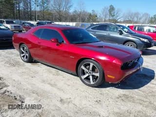✅ 2014 Dodge Challenger R/T Classic • VIN: 2C3CDYBT4EH229974 • Lot: 41492690. Wystawiony na IAAI z przebiegiem 172 000 mil. Bezpłatny archiwum sprzedaży aukcyjnych z USA i szczegółowy raport historii pojazdu na DreamBid. Zdjęcie 1.