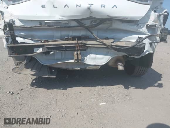 ✅ 2023 Hyundai Elantra SEL • VIN: 5NPLM4AG8PH112935 • Lot: 43342599. Listed on IAAI with 66,426 mi miles. Access the free auction sales archive from the USA and view a detailed vehicle history report at DreamBid. Image 20.